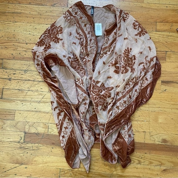 Burnt Orange Velvet Kimono One Size - Picture 2 of 4